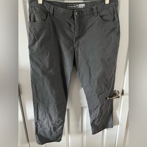 Carhartt relaxed fit men’s size 42 x 30 dark gray rugged flex utility pa…